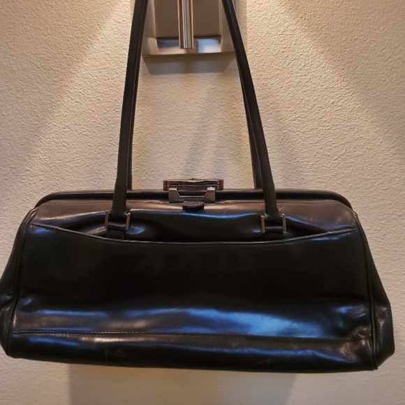 Vintage Via Spiga Fashion All Fine Leather Hand Bag. - Picture 3 of 16